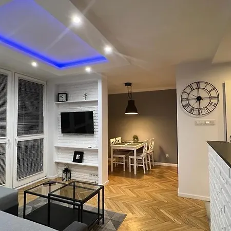 Apartment Project Comfort Grzybowska 30/1211 Warsaw