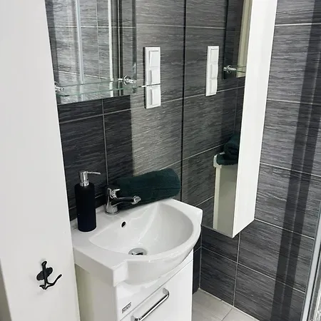 Project Comfort Grzybowska 30/1211 Varšava